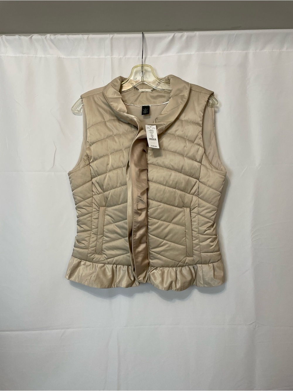 White House Black Market Quilted Ruffle-Hem Vest Champagne Beige Women’s Medium
